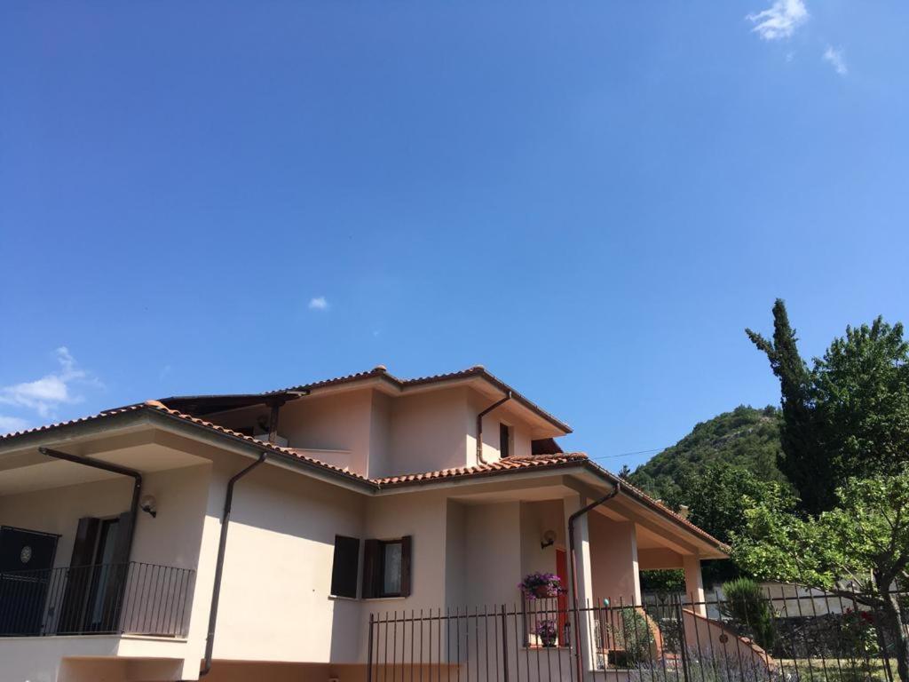 Villa Rosa Caporciano Exterior photo